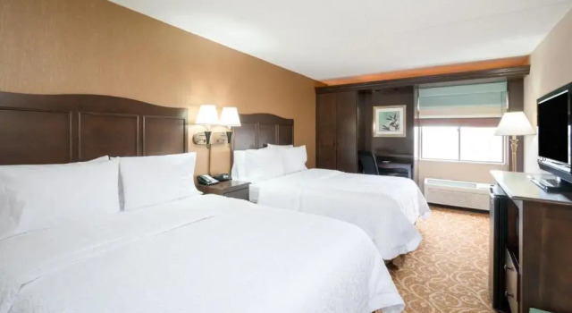 Четырёхместный номер Standard Hampton Inn Downingtown/Exton