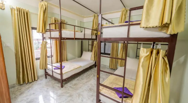 Linh's Homestay, Забронировать Отель Отели Фонгня с завтраком, Завтраки