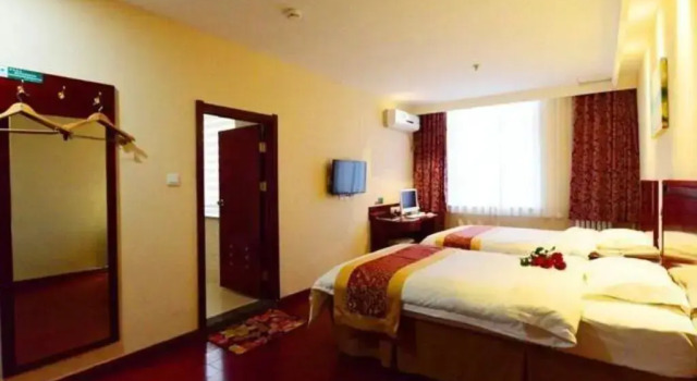 Greentree Inn Yantai Penglai Pavilion Beiguan, Забронировать Отель Пэнлай 