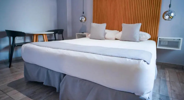 Standardowy dwuosobowy pokój Hotel city