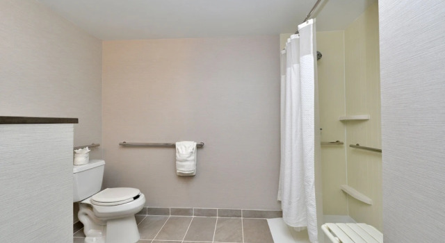 Двухместный номер Standard Courtyard by Marriott Harrisburg Hershey