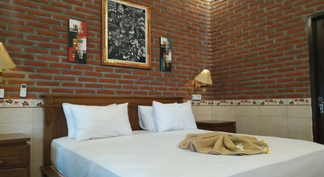 Двухместный номер Superior с балконом и с видом на сад Eliska Sari Bungalows Sumberkima