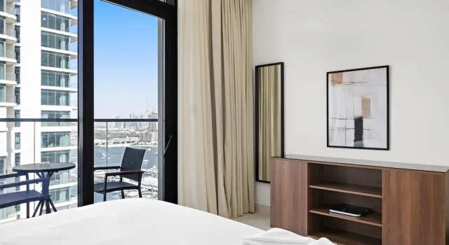 Silkhaus in Marina Vista Stunning 1bdr Sea View, Забронировать Отель Дубай Эмират Дубай, рядом с Международный яхт-клуб Дубая