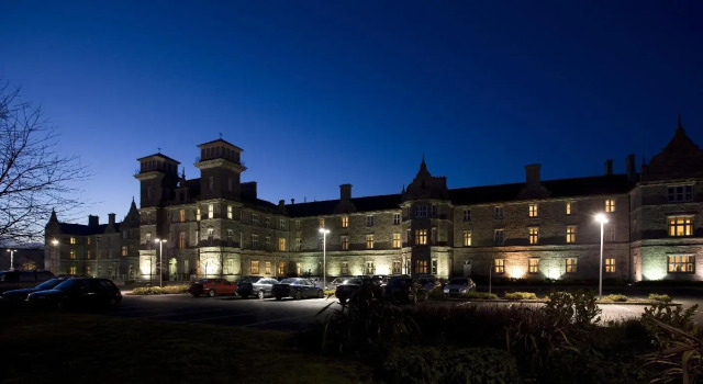 Clayton Hotel & Leisure Club Sligo, Book Hotel Hotels in Sligo County with Parking, Parking
