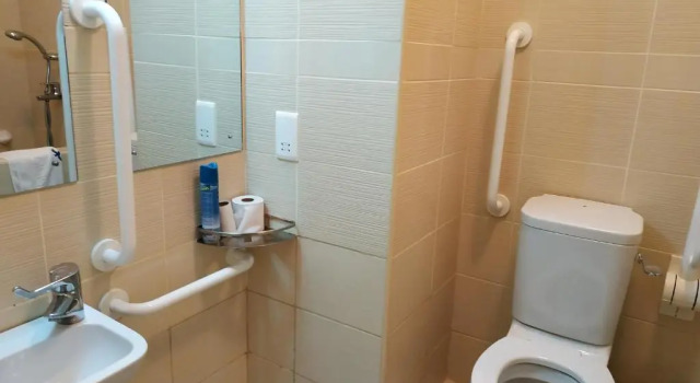 Двухместный номер Deluxe LIA Hotel & Training Centre