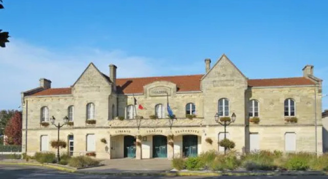 LES PINS DE LOCéAN (MVT195)