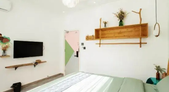 Люкс с 4 комнатами Warm House Artistic Hot Spring Hostel
