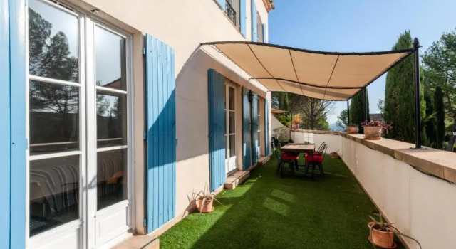 Village Pont Royal en Provence - maeva Home - Appartement 3 pièces 4 person 864, Забронировать Апартаменты/квартира Отели Буш-дю-Рон с парковкой, Парковка