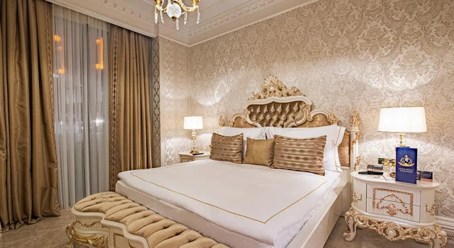 Люкс Royal Les Ambassadeurs Marina Hotel & Casino