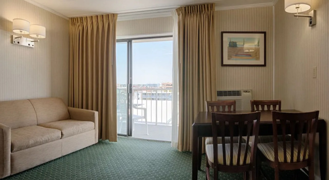 Номер Standard The Spinnaker Hotel