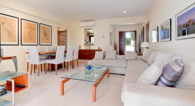 Апартаменты Ground Floor Apartment With Golf and sea Views - Roudias Aphrodite Hills Resort
