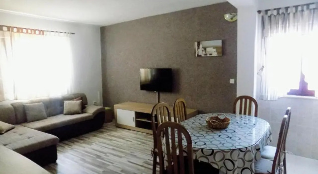 Apartmani Balan s vanjskim bazenom, Забронировать Апартаменты/квартира Отели Трогир с бассейном, рядом с Church of St. Barbara, Бассейн