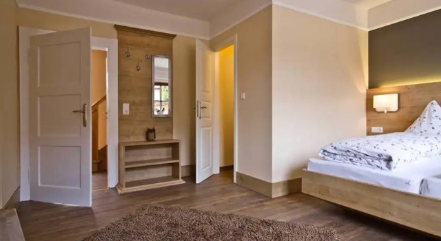 Sankt Annagut, Book Hotel Burrweiler Wine Route