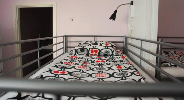 Кровать в общем номере (женский номер) SweetDream Guesthouse
