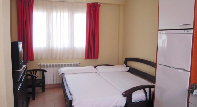 Apartamentos Playa de Toró, Book Lejlighed Hoteller i Asturias med parkering, Parkering