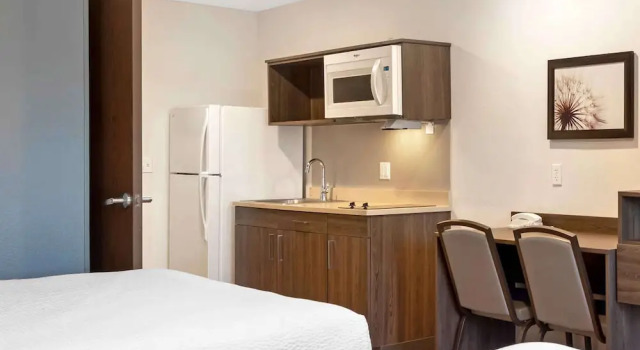 Четырёхместная студия Standard Extended Stay America Suites - Norco