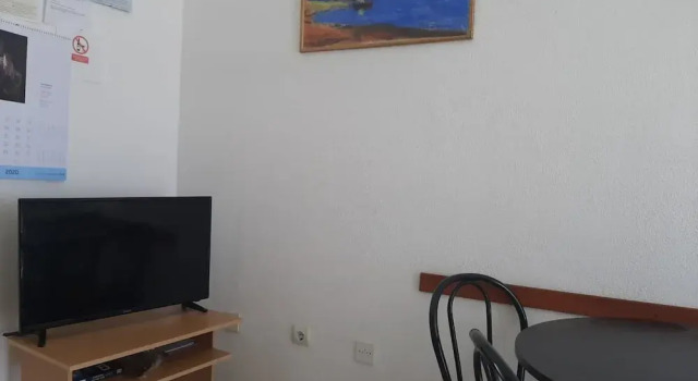 Quaint Holiday Home in Okrug Gornji near Bocici Beach, Buchen Sie Hotel Hotels in Gespanschaft Split-Dalmatien mit Pool, Schwimmbad