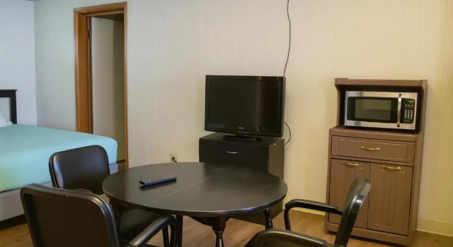 Апартаменты Homestead Inn Wolf Point Hwy 2