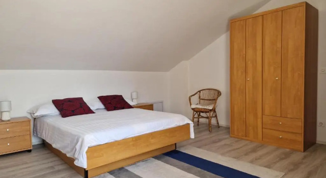 Коттедж с 4 комнатами Holiday Home Lucija