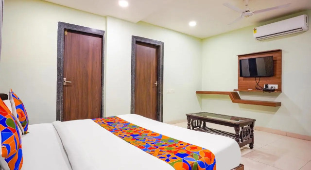 Fabhotel Uday Vilas