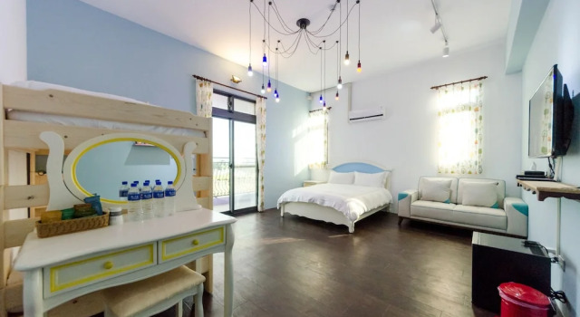 Семейный люкс c 1 комнатой с балконом Sea breeze Inn