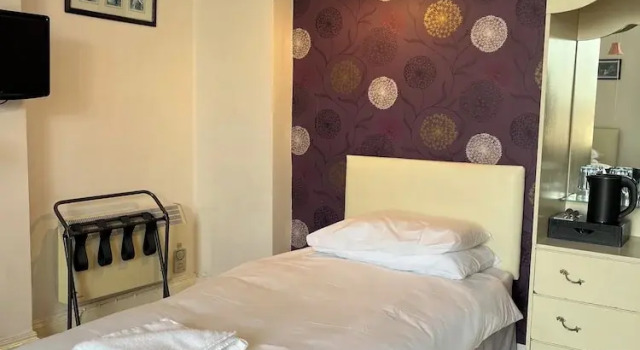 Standart aile oda Lynton House