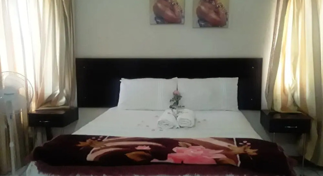 Vuya Nathi Bed and Breakfast, Buchen Sie Bed & Breakfast Manzini Swasiland
