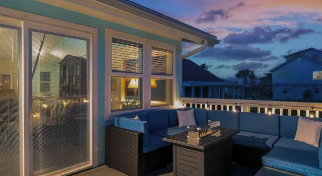 Hideaway at Redhead Road by Miss Kitty’s, Rezerwuj Dom wakacyjny Wille w Houston, Willa