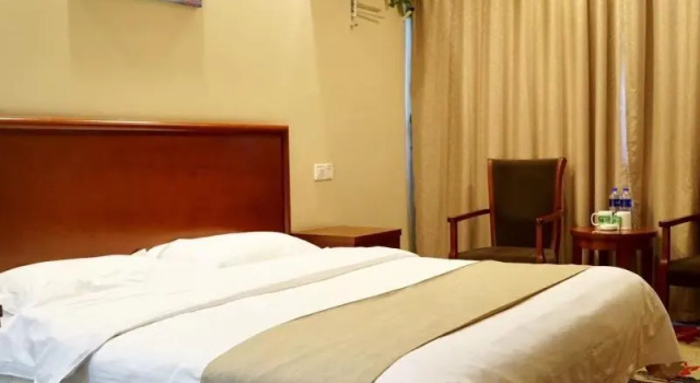 Номер Standard GreenTree Inn Jiaxing ZhongHuan South Road Zhonggang City Express Hotel