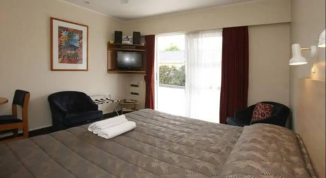 Студия ASURE Fountain Resort Motel