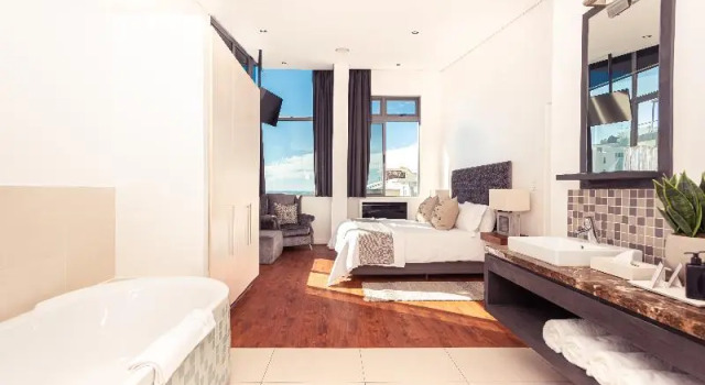 Люкс с 2 комнатами Newkings Boutique Hotel