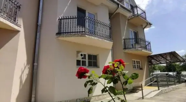 Start Panzió-Étterem, Забронировать Отель Хайдусобосло Хайду-Бихар, рядом с Bell House
