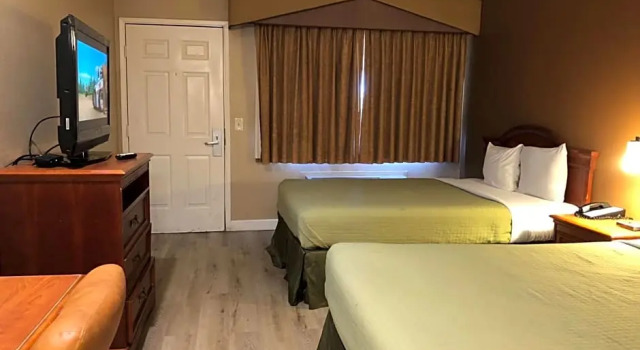 Номер Standard Valley Inn