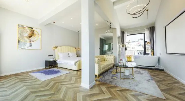 Люкс Deluxe Mubai Light Luxury Hostel