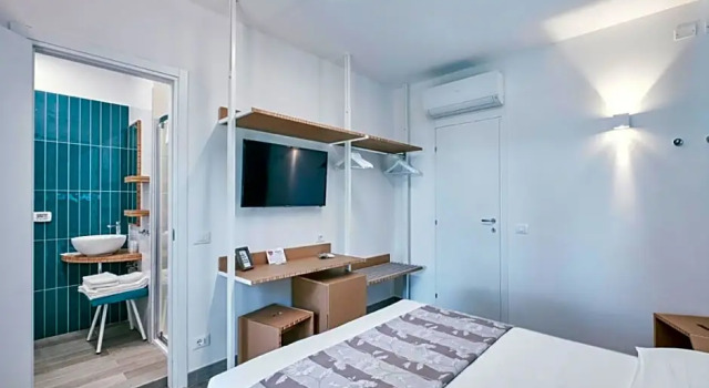 Номер Superior с балконом Hotel Storyville Business & Holiday