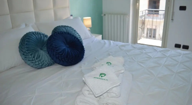 Семейные апартаменты с балконом и с видом на горы Emerella Guest House Siderno Beach