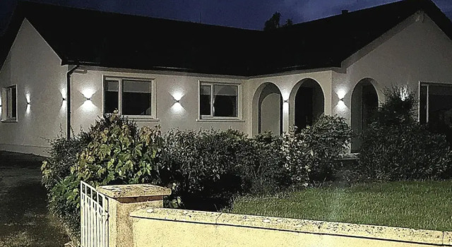Foxes Rest - 4 Bedroom House, Book Hotel Hotels in Tipperary with Parking, Parking