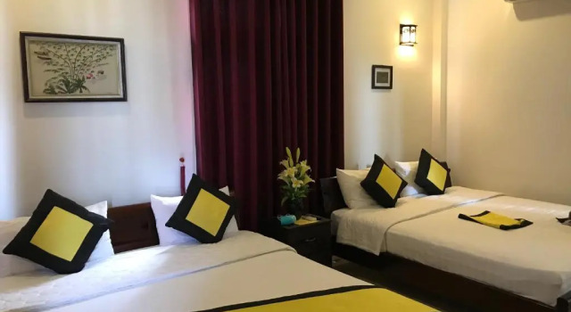 Семейный номер Standard с балконом Quynh Chau Homestay Hội An