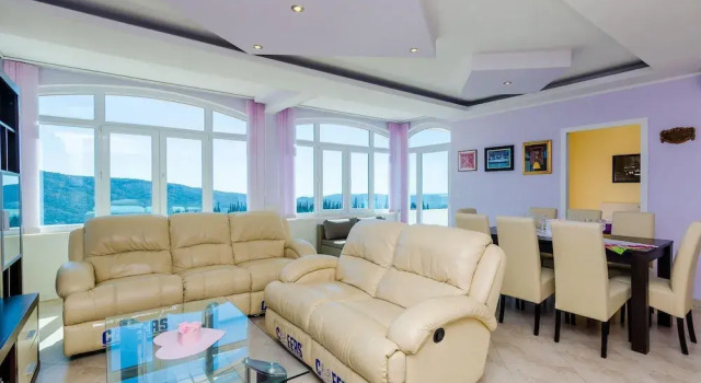 Villa Mateo - Three Bedroom Apartment With Terrace and Private Pool ID Direct Booker 769, Забронировать Апартаменты/квартира Отели Dubravka с парковкой, Парковка