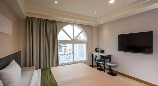 Long View Hotel