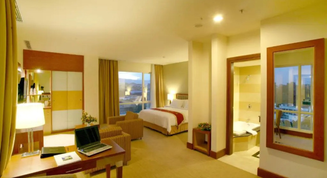Клубный номер Executive Swiss-Belhotel Maleosan Manado