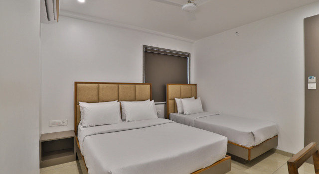 Номер Deluxe 7 Orbit Hotel, Surat