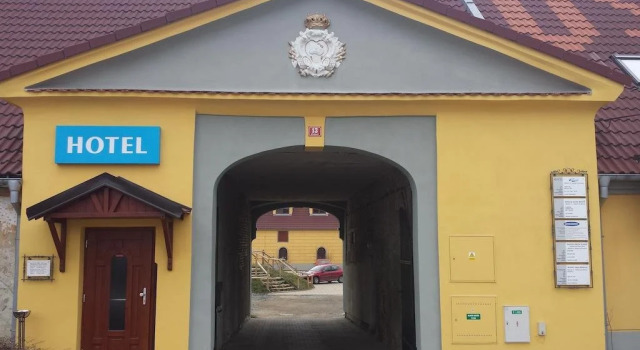 Hotel Restaurant Na Statku, 预订 酒店 Náměšť nad Oslavou 维索基纳州