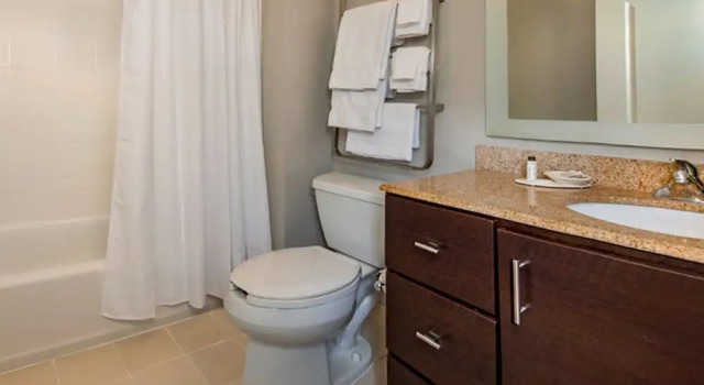 Четырёхместная студия TownePlace Suites by Marriott Frederick