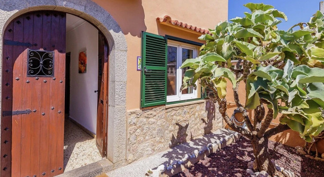 Between Soller and Port de Soller you Will Find This House With Private Pool, Book Hotel Sóller 