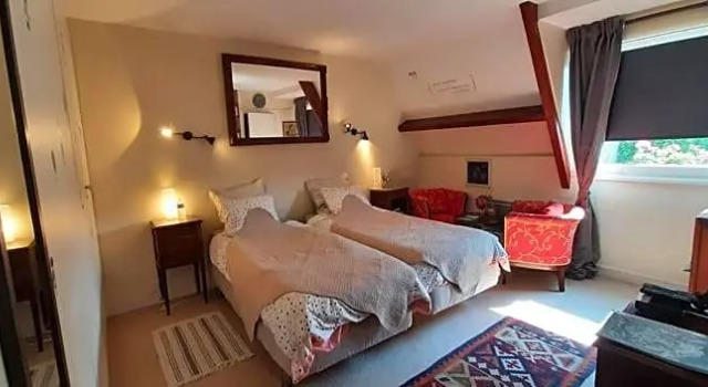 Chambres d'Hôtes "Les Pins", Varaa Hotelli  