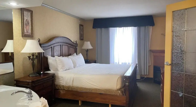 Люкс Merit Hotel & Suites