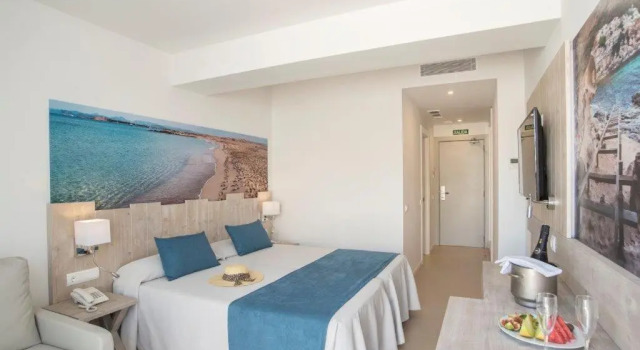 Двухместный номер Superior Hotel Voramar Formentera