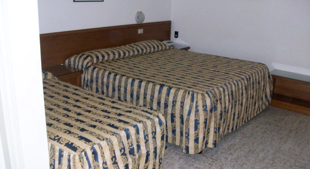 HOTEL SANTOROTTO di FABIO TERROSI, Забронировать Отель Отели Синалунга 3 звезды, 3*