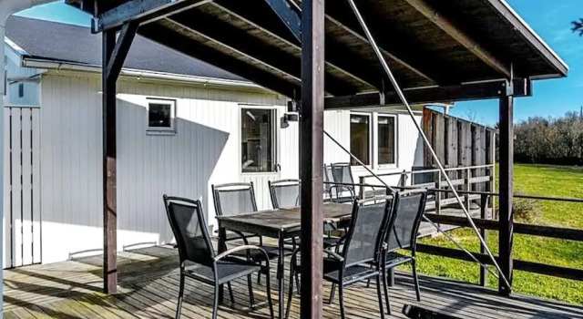 6 Person Holiday Home in Löttorp, Varaa Hotelli Löttorp Kalmari